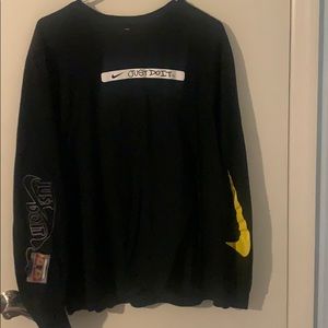 Nike long sleeve tee